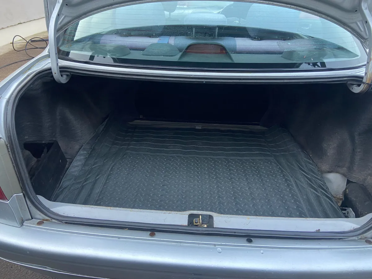 Toyota Corolla 2000 NCT 09/26 ( CLASSIC) - Image 2