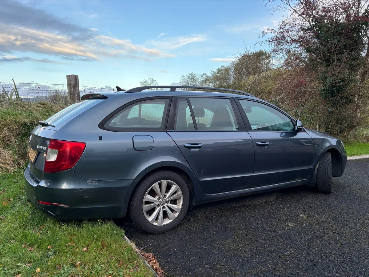 2015 Skoda Superb Estate 1.6 TDI S READ AD!! - Image 4