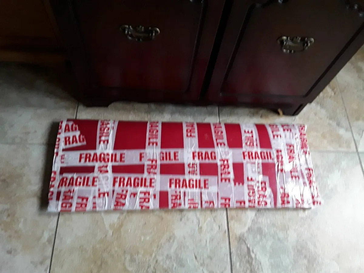 Nice small mahogany Rossmore wall unit - Image 3