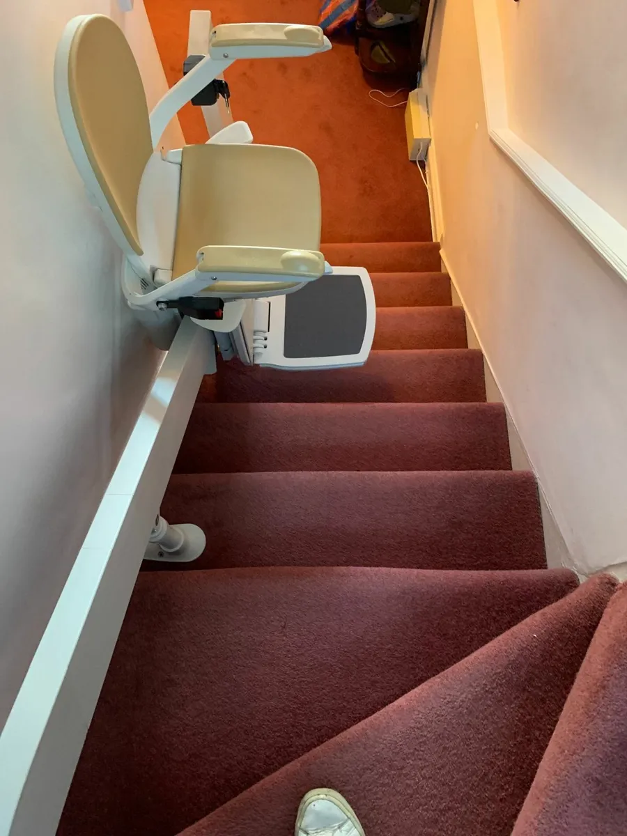 Stair lift - Image 2