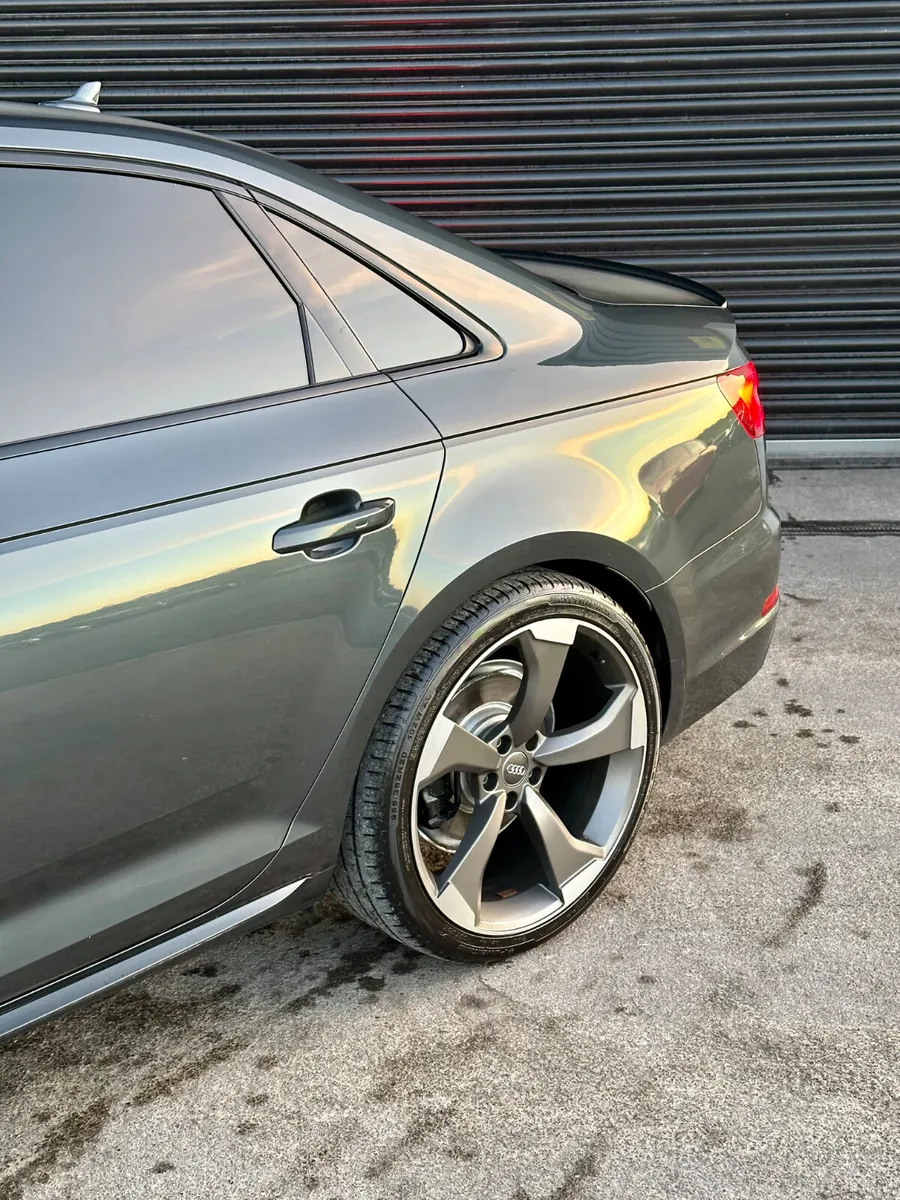 2018 AUDI A4 SLINE AUTO QUATTRO BLACK EDITON - Image 4