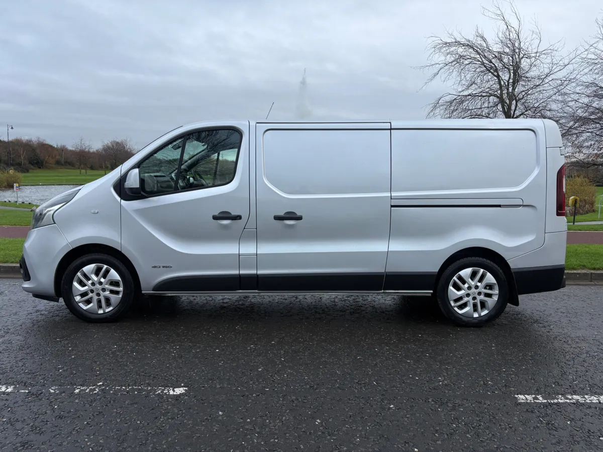 LWB SPORT MODEL - Image 4