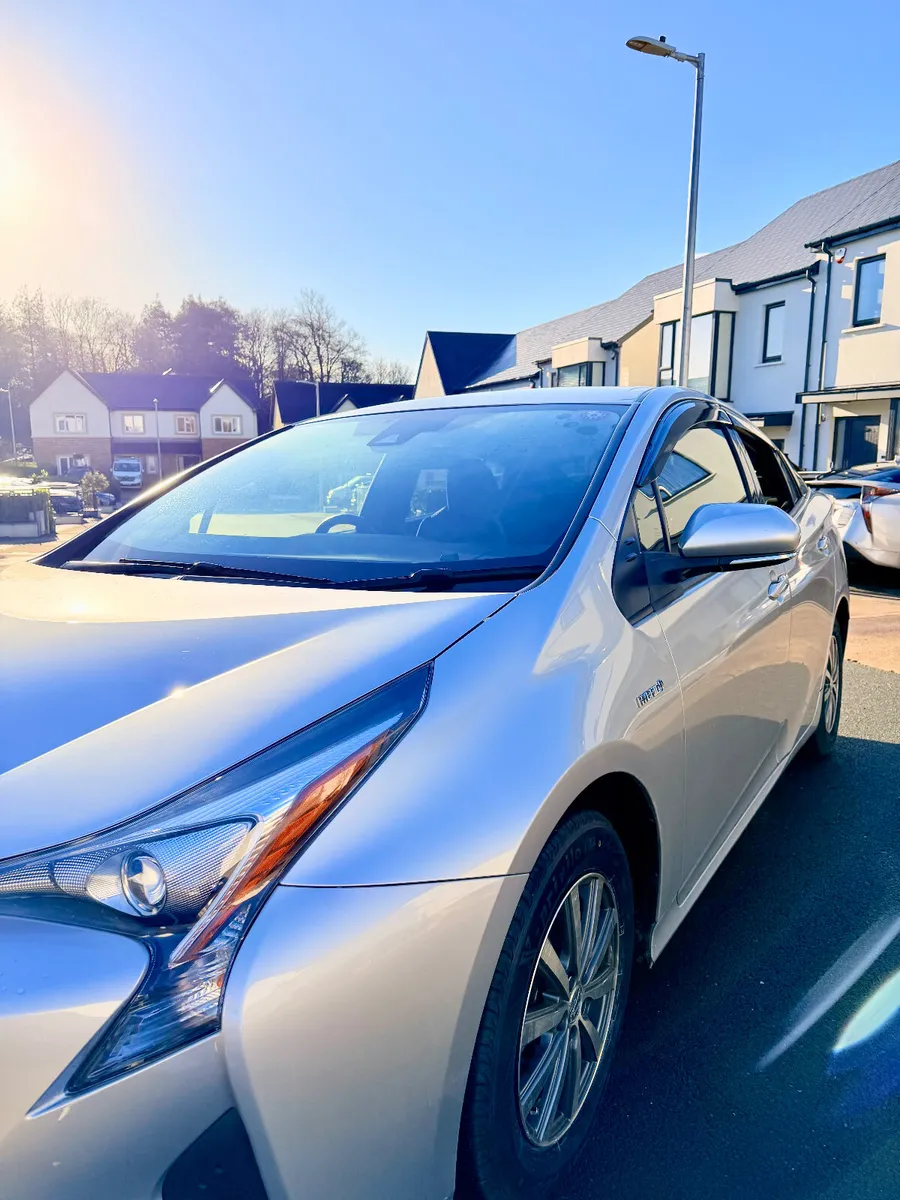 Toyota Prius 2016 - Image 3