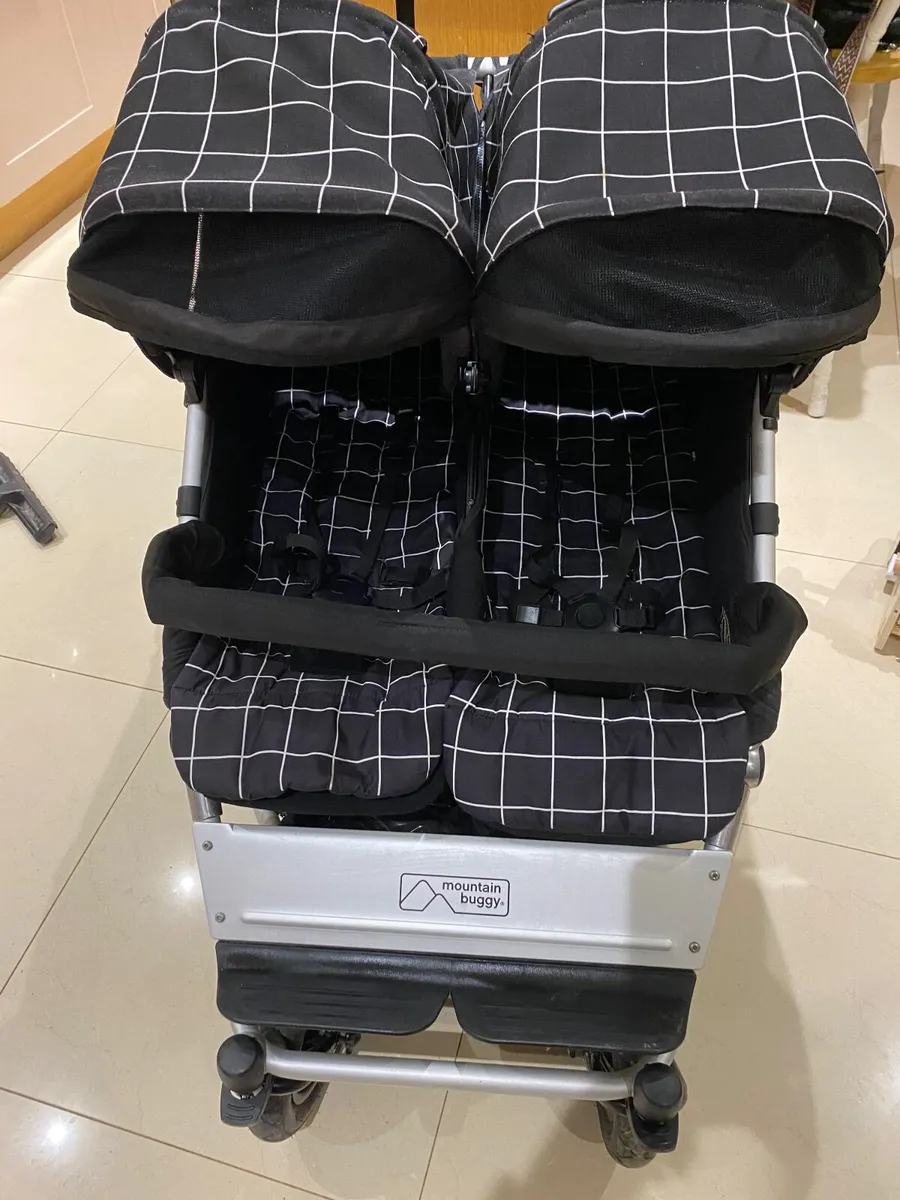 Mountain Buggy Duet - Image 1