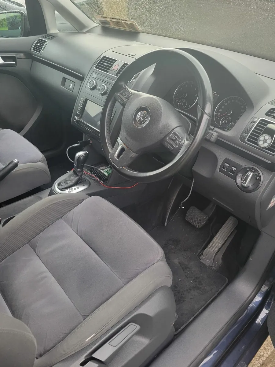 Vw Touran 7 seater auto low mileage - Image 4