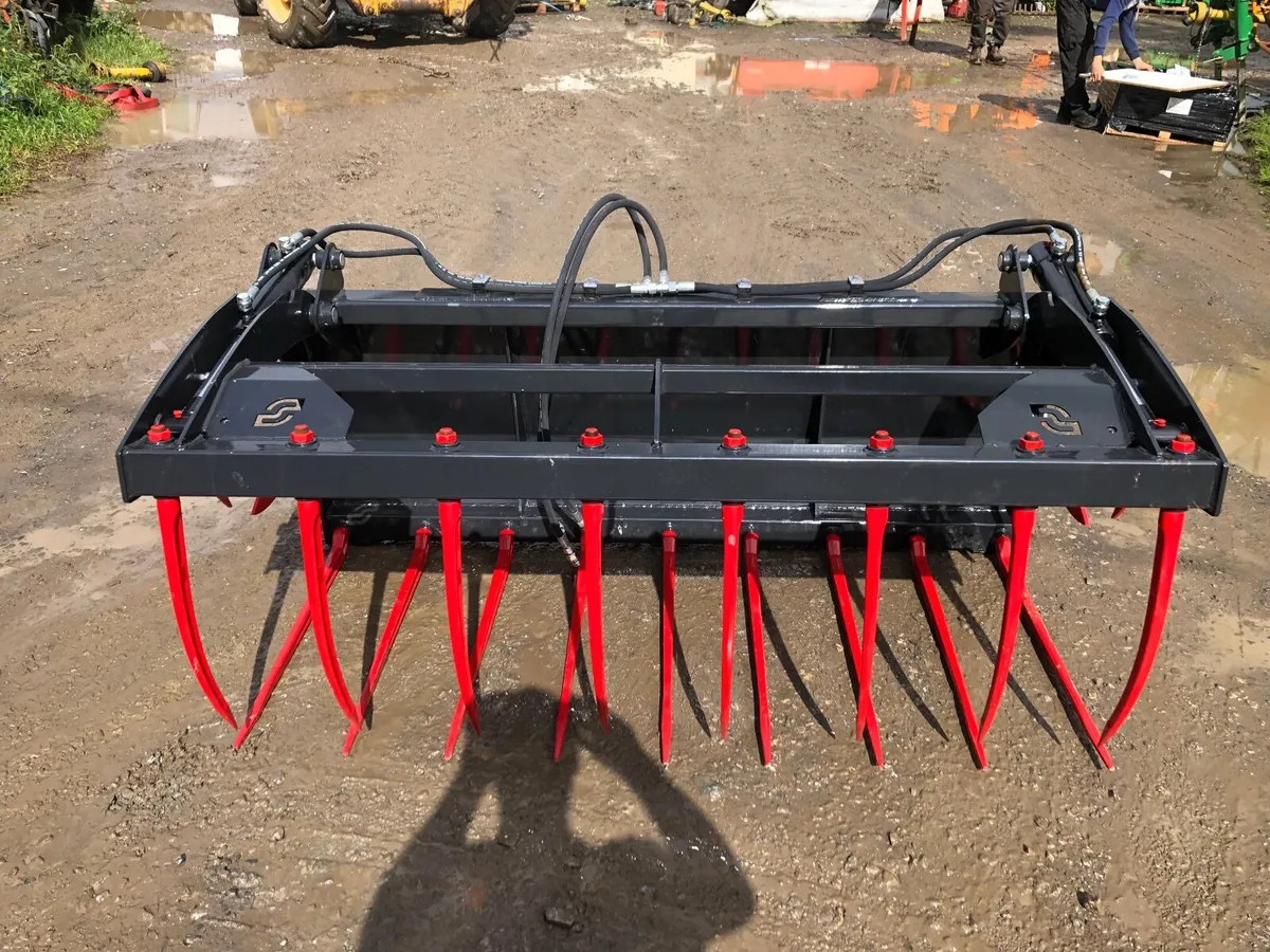6 foot tine grabs and buckets in stock - Image 1