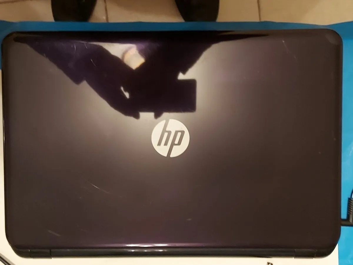 HP 15.6 inch Laptop, AMD A8-6410 APU 8GB Ram, 1 TB - Image 2