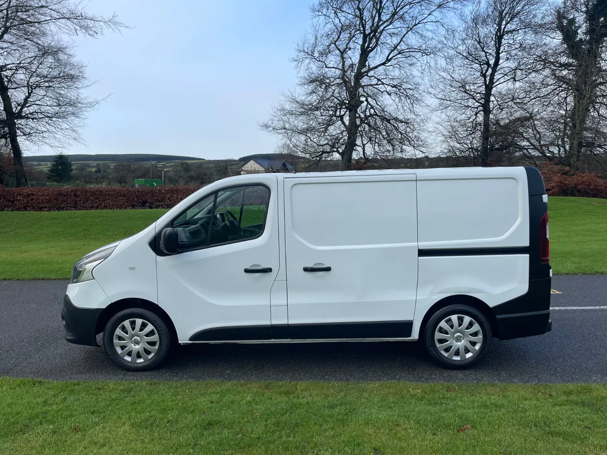 Renault Trafic 2017”€7950 INCLUDING VAT” - Image 2