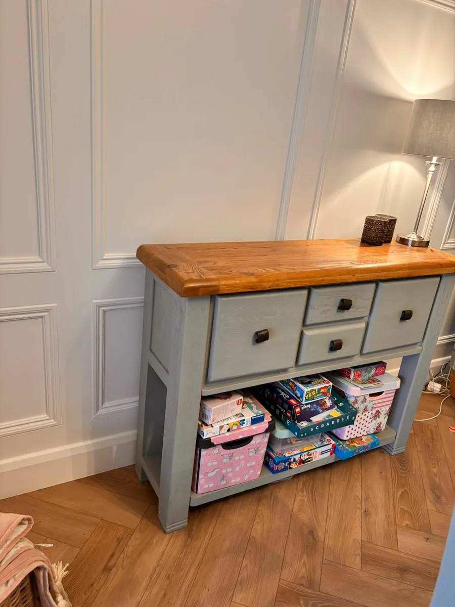 Console Table - Image 2