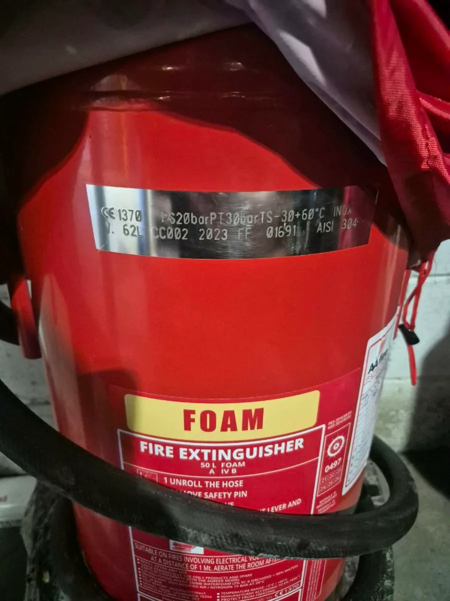 50 litre mobile foam extinguishers - Image 2