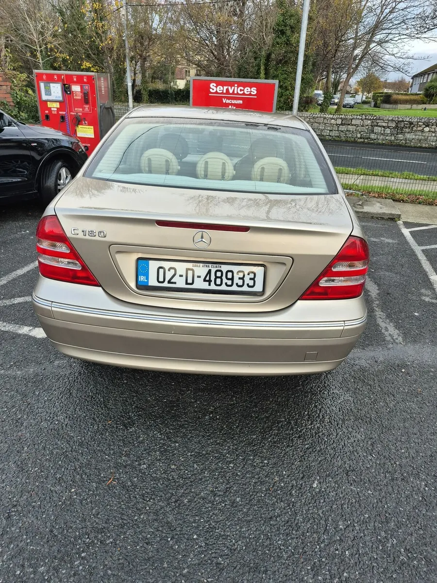 02 Mercedes - Image 1