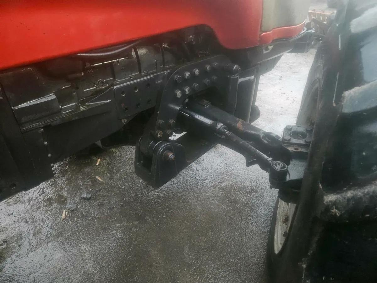 valtra valmet  front suspension unit.