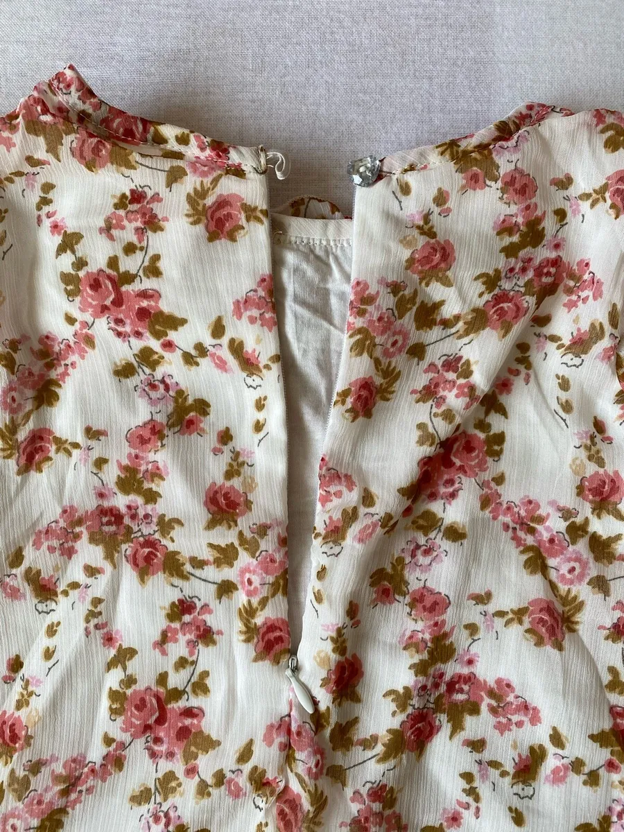 Girl’s Brand New Cream Flower Print Dress - Image 3