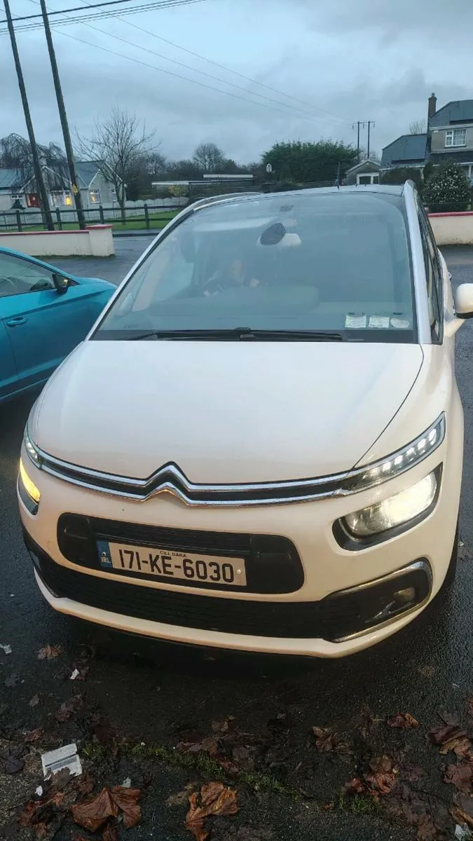 Citroen C4 grand Picasso 7 seater - Image 1