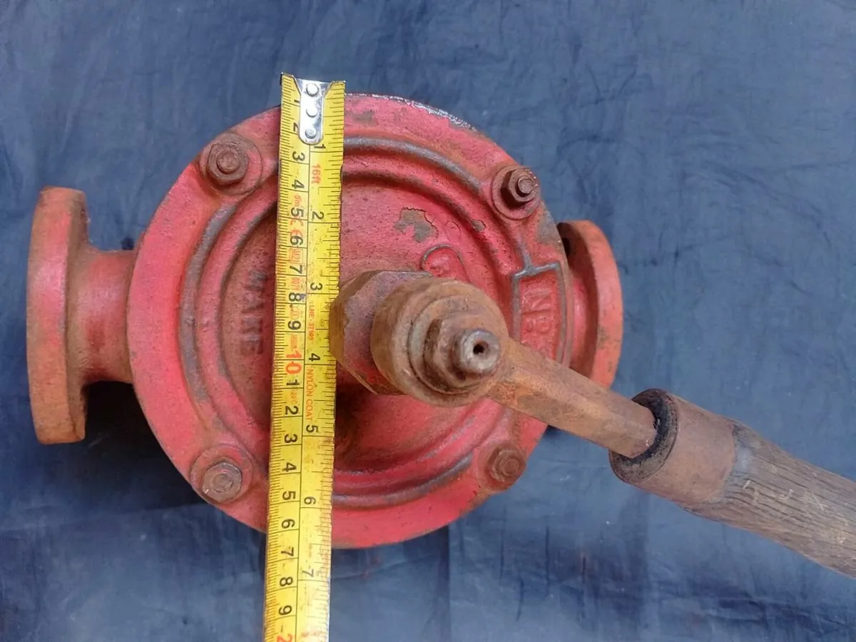 Runwell No 2 1920 antique hand pump - Image 1