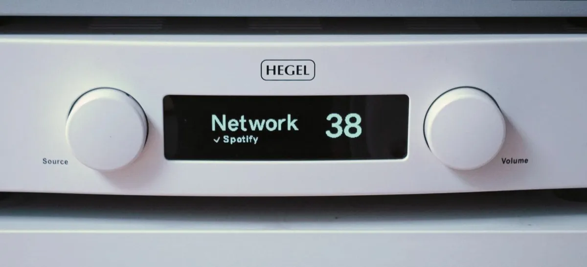 Hegel H120 Integrated Amplifier White - Image 1