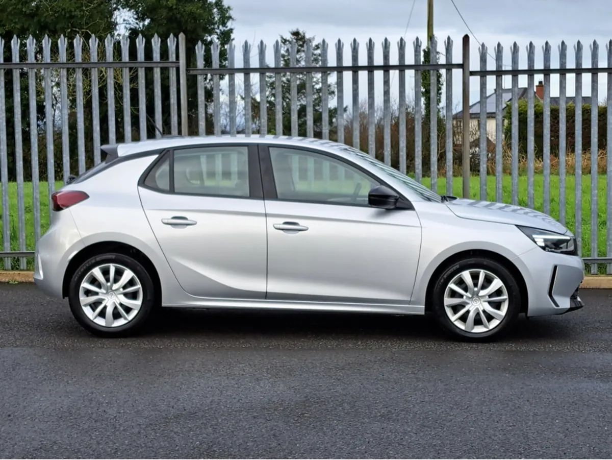 Opel Corsa SC 1.2 75BHP - Image 3