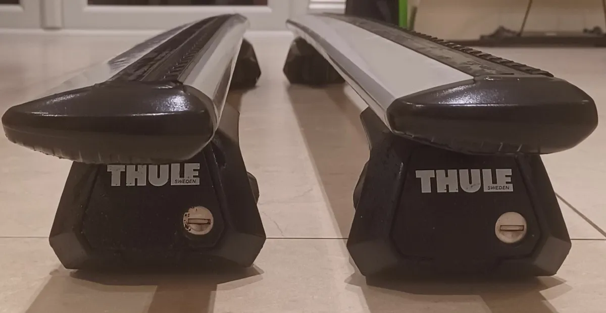 Thule Wingbar Evo roof bars for raised rail - Image 2