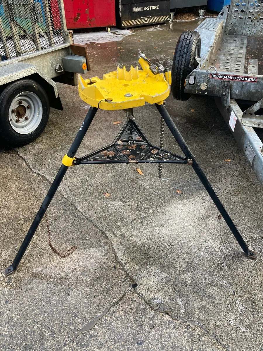 Rems Plumbers pipe stand - Image 2