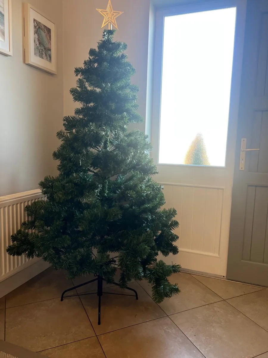 Christmas tree - Image 2