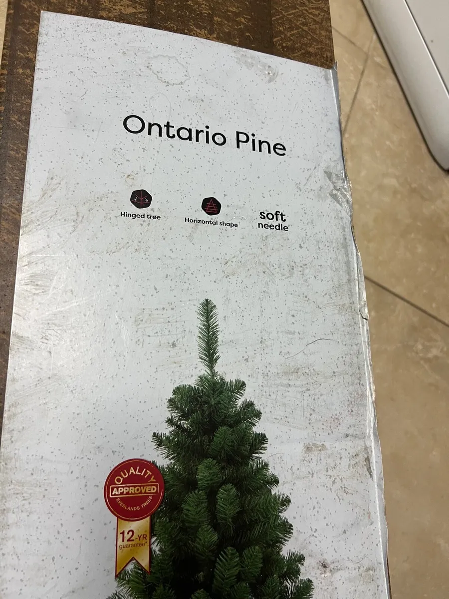 Christmas tree - Image 4