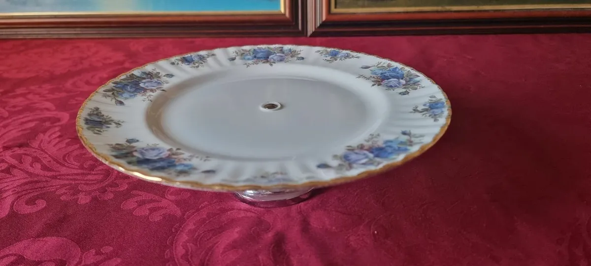 Royal Albert Moonlight Rose Footed Cake Stand - Image 3