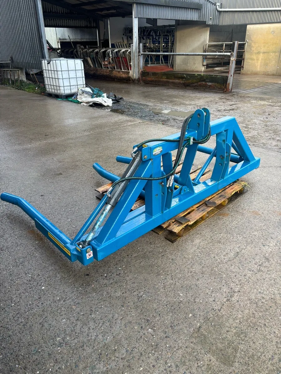 Fleming bale handler - Image 3