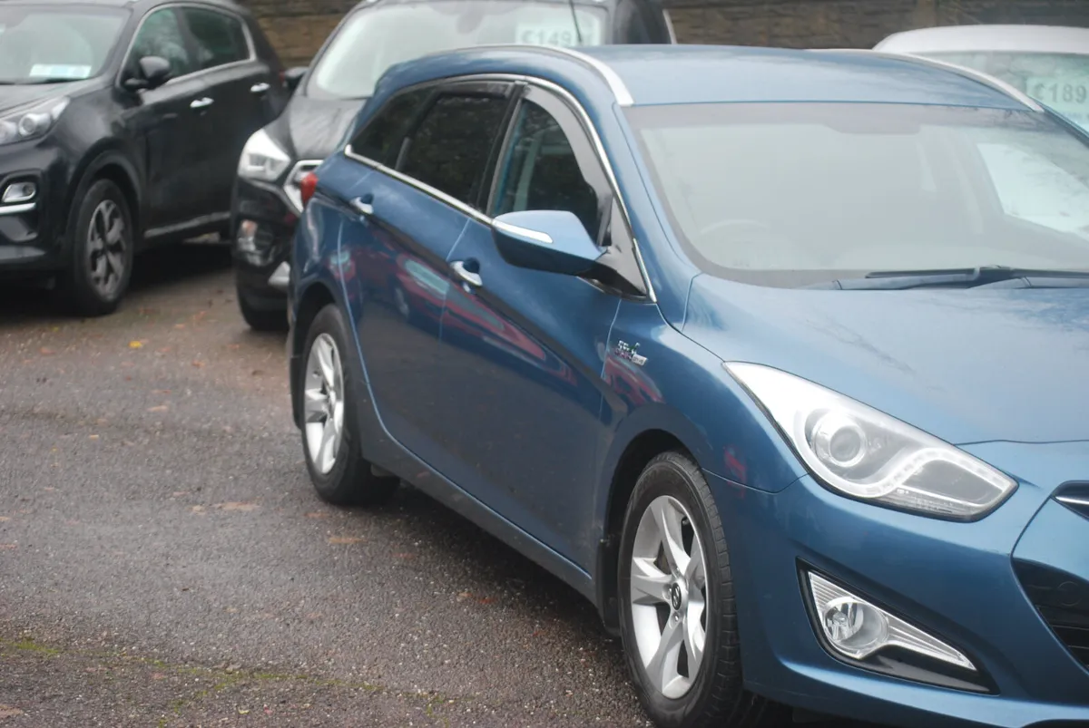 Hyundai i40 2014 Diesel Estate - Image 3