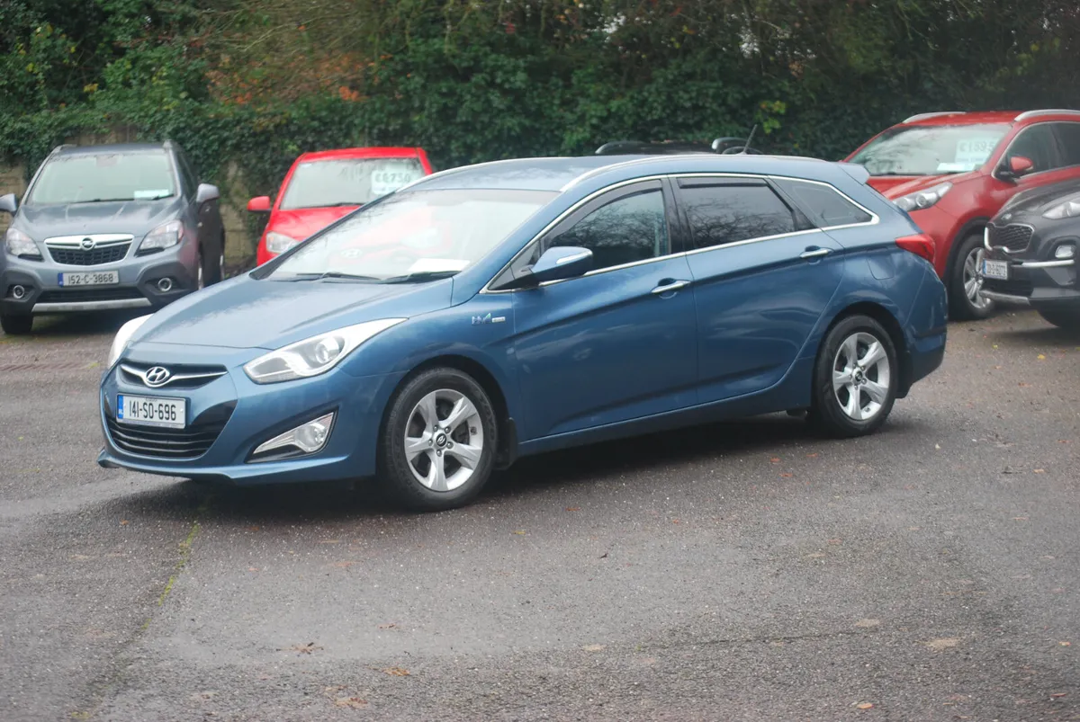 Hyundai i40 2014 Diesel Estate - Image 1