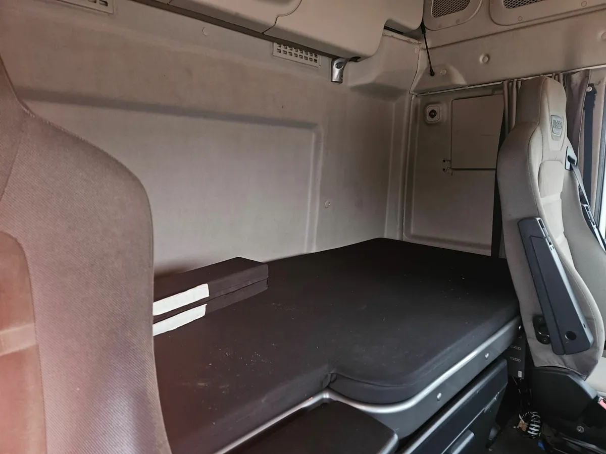 Iveco Stralis 460  (2018) - Image 2