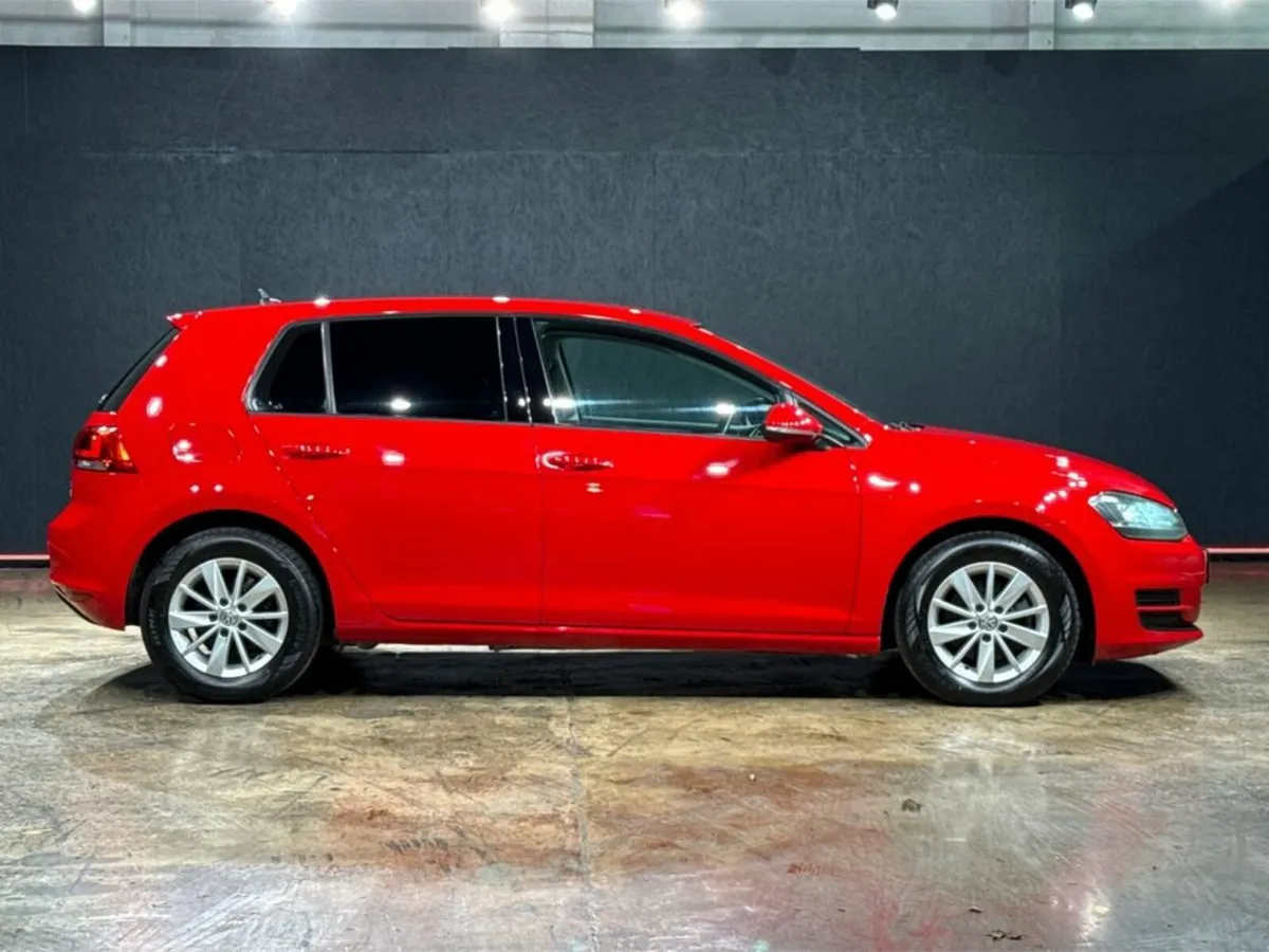 Volkswagen Golf 1.2L PETROL AUTOMATIC - ALLOY WHEE - Image 3