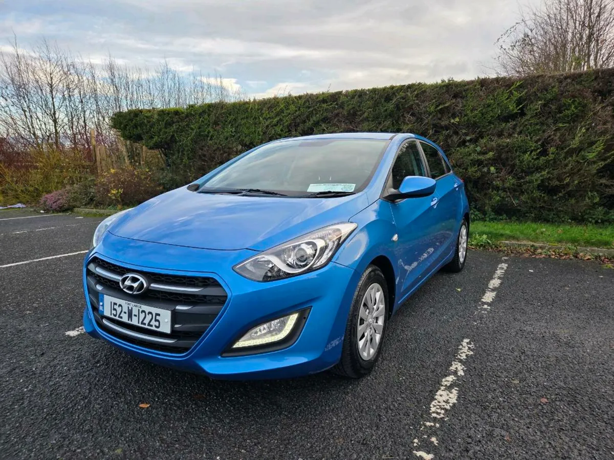 Hyundai i30 low mileage - Image 3