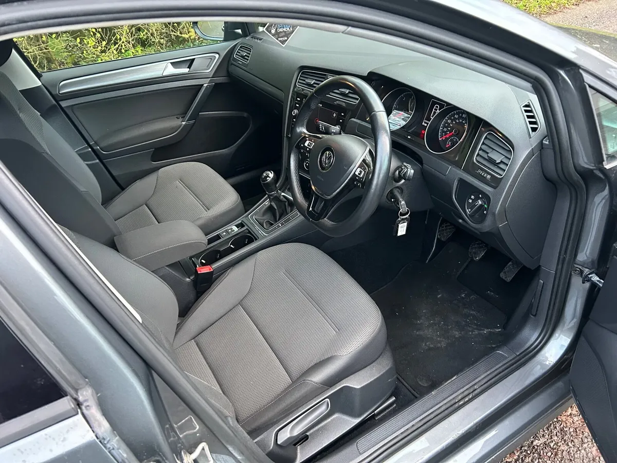 2019 vw golf 1.6 Tdi MATCH, only 49000 miles top s - Image 2
