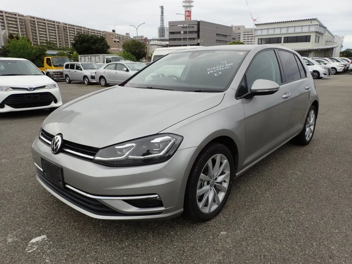 Volkswagen Golf Comfortline 1.2 5DR H/B Automatic - Image 3