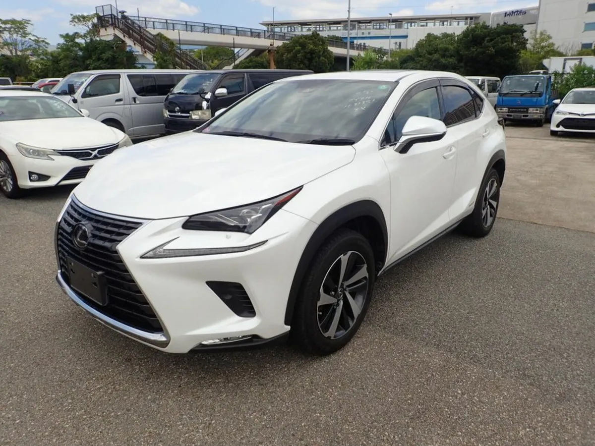 Lexus NX Luxury Edition Hybrid Automatic - Image 3