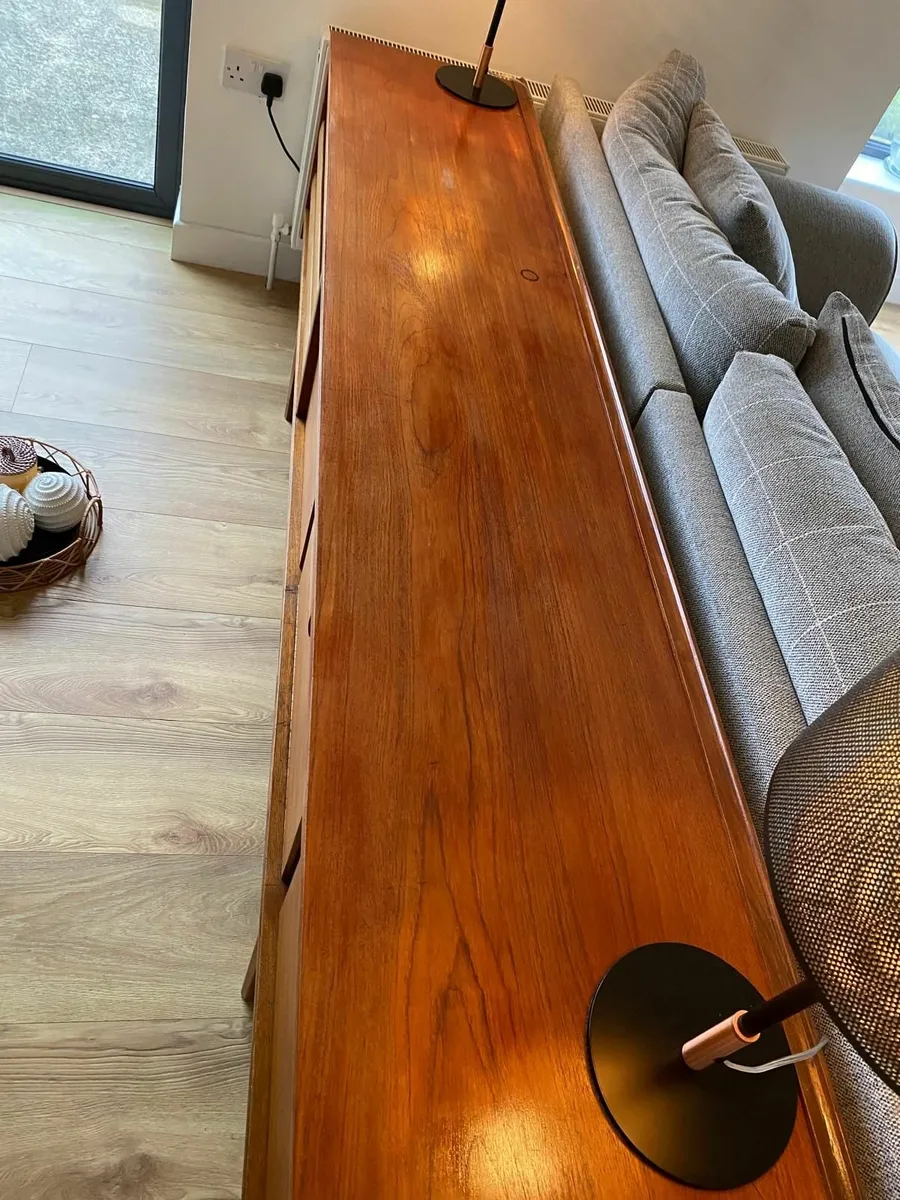 Mid century long sideboard - Image 2