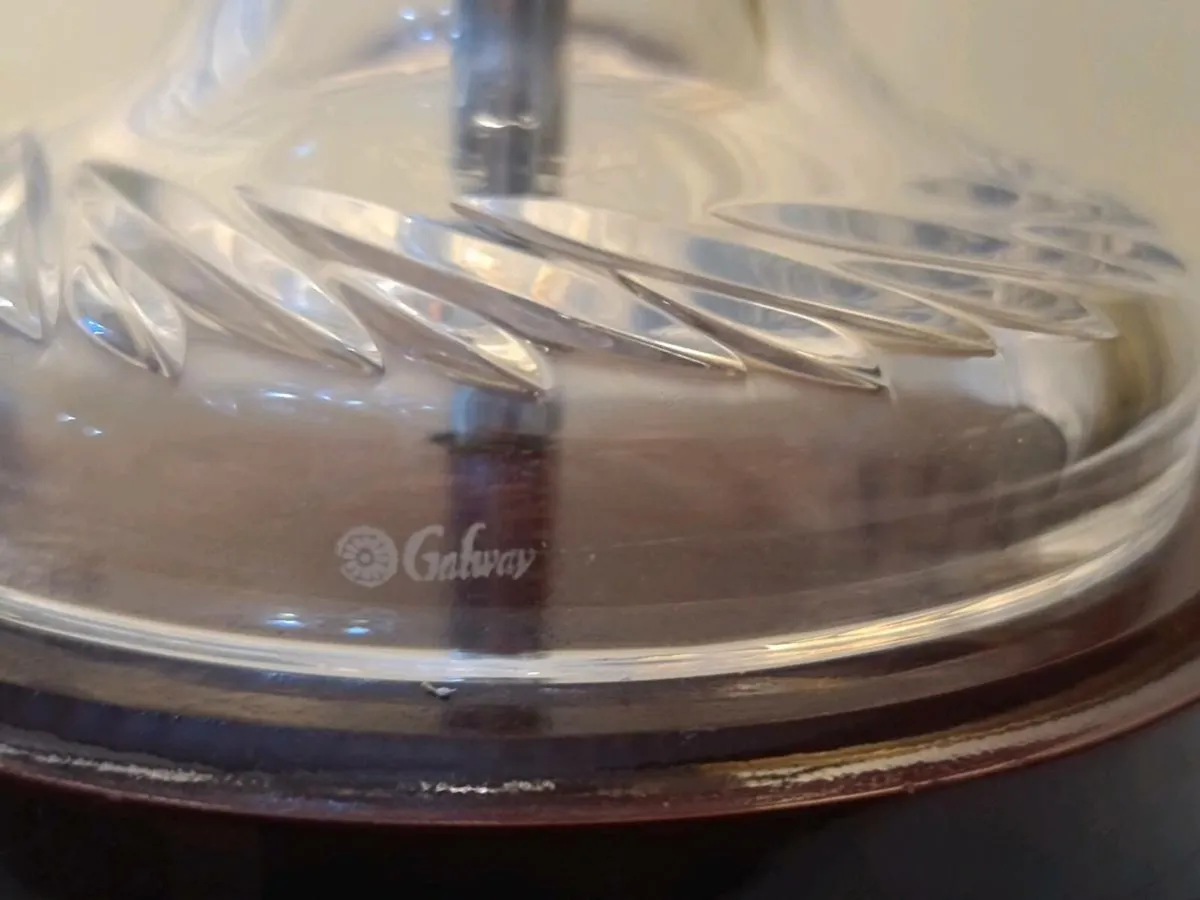Tall galway crystal lamp - Image 3