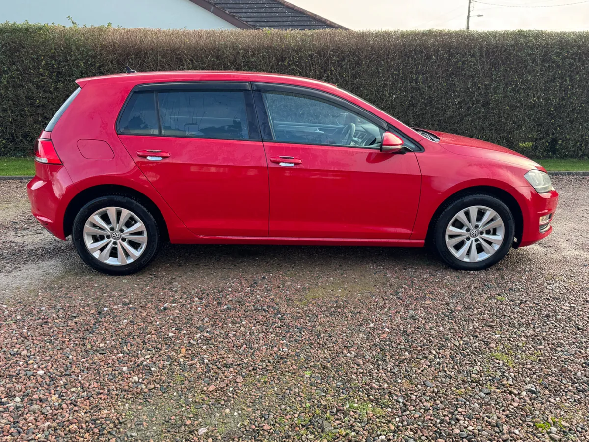 162 Volkswagen Golf Comfortline 1.2 DSG - Image 3