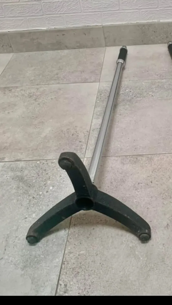 Vintage Valen Atlas Pneumatic microphone stand - Image 3