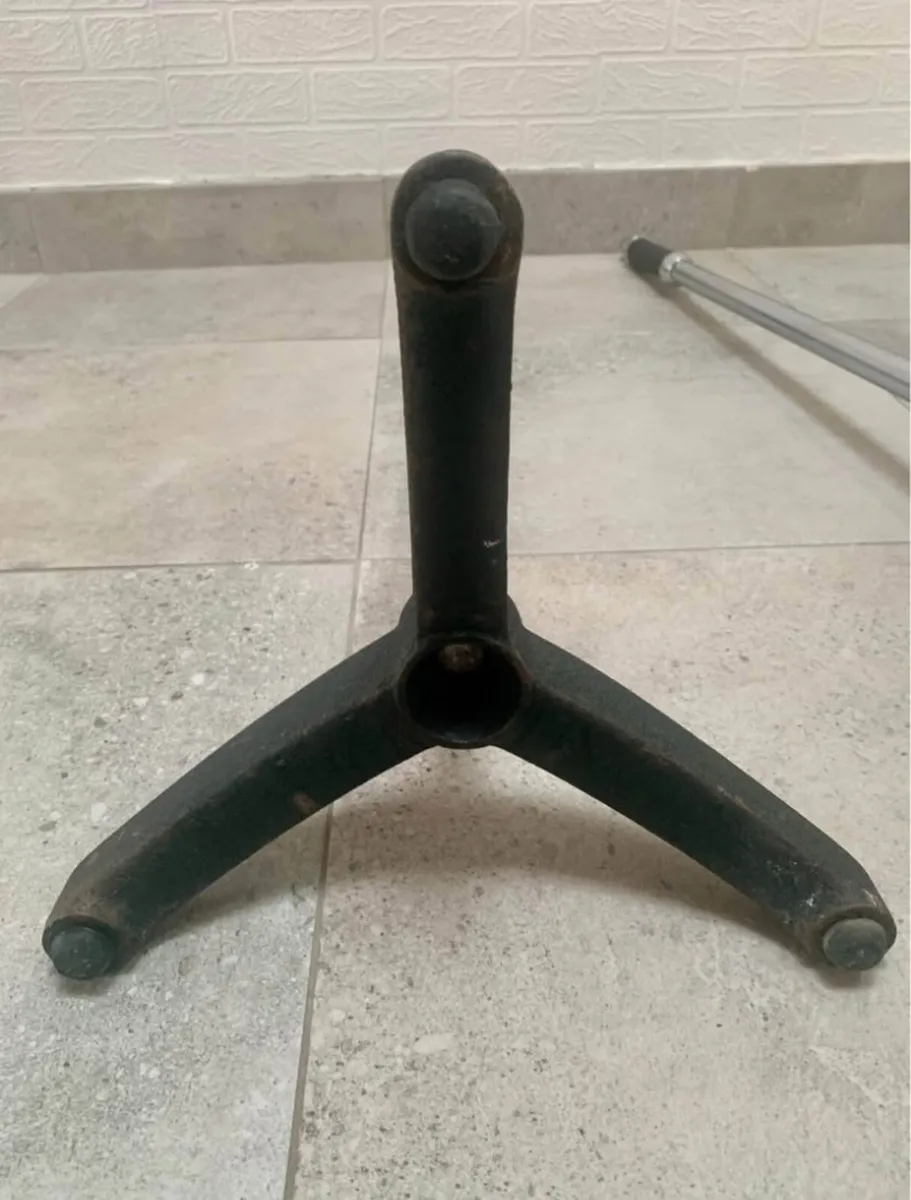 Vintage Valen Atlas Pneumatic microphone stand - Image 4