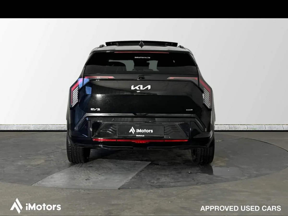 Kia EV3 Earth GT Line Long Range - Image 4