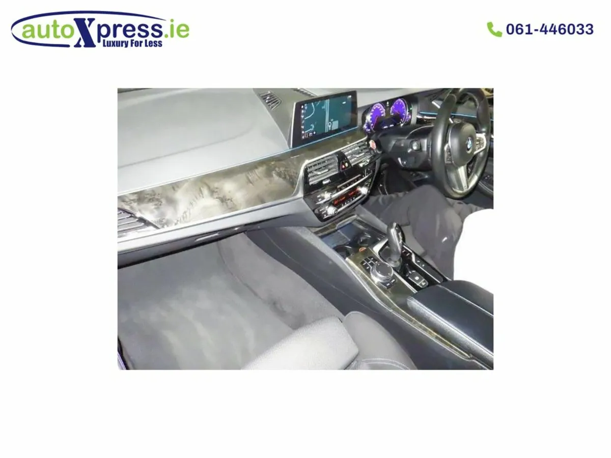 BMW 5-Series M-SPORT 523d TOURING Automatic - Image 2