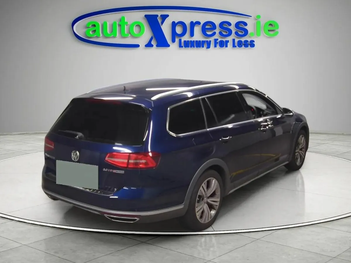 Volkswagen Passat ALLTRACK 4MOTION Low mileage - Image 3