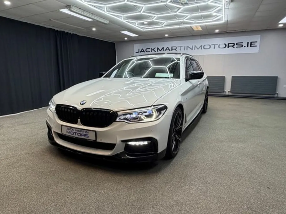 BMW 5-Series 520D M Sport Panoramic Sunroof Huge S - Image 3