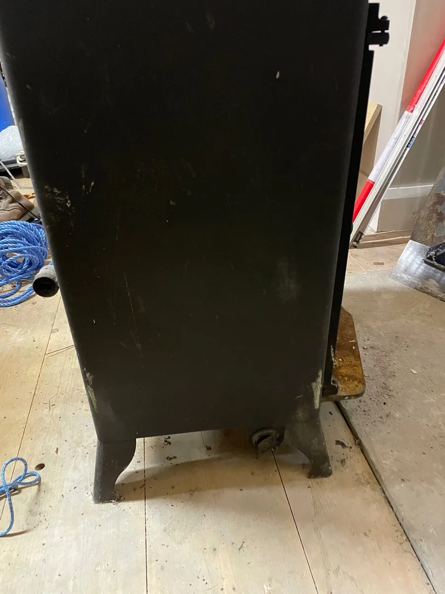 Charnwood Country 16b 5.5kW Multifuel Boiler Stove - Image 4