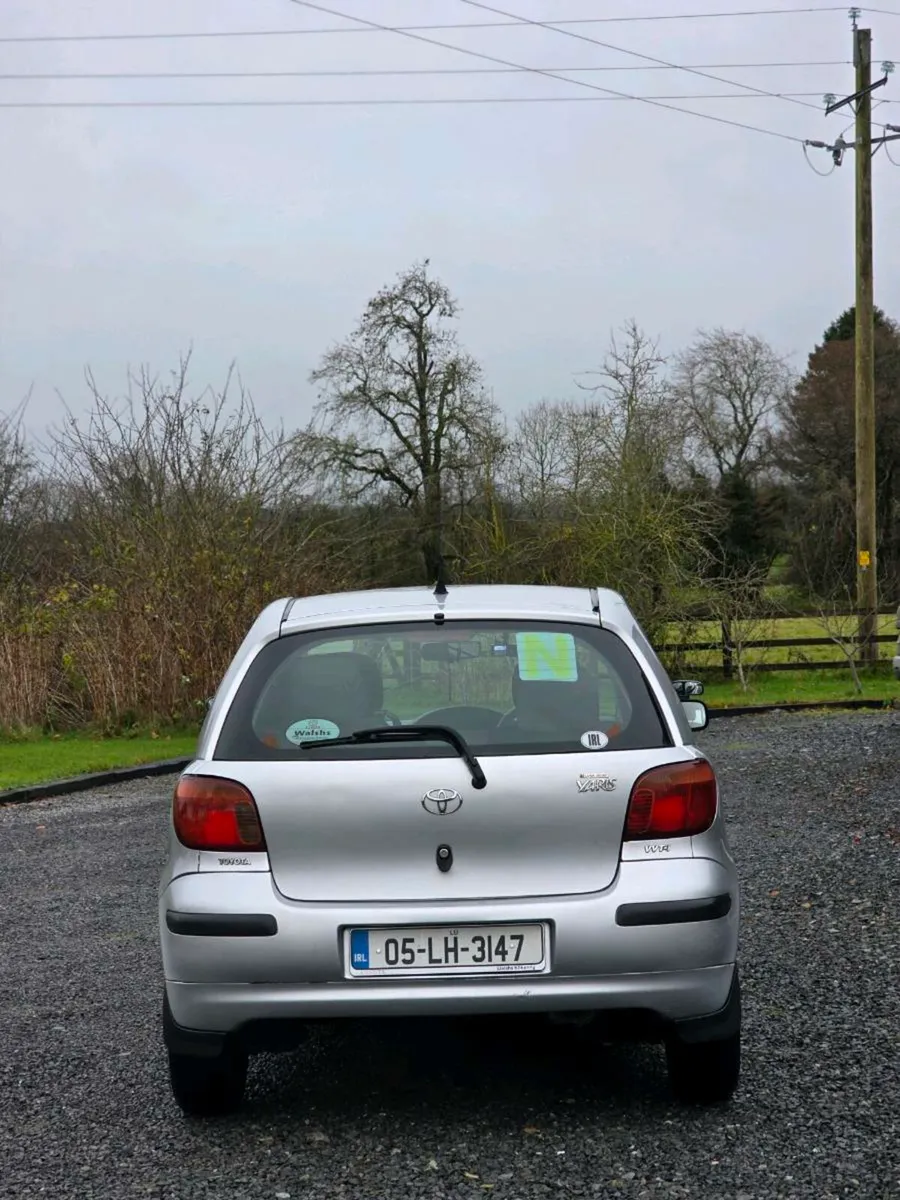 Toyota yaris 2005 - Image 2