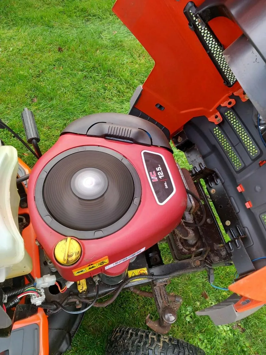 Husqvarna mower - Image 4