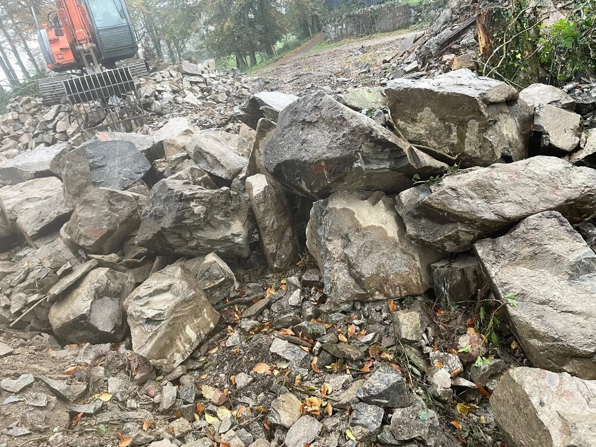 Large rocks/stones - Image 2
