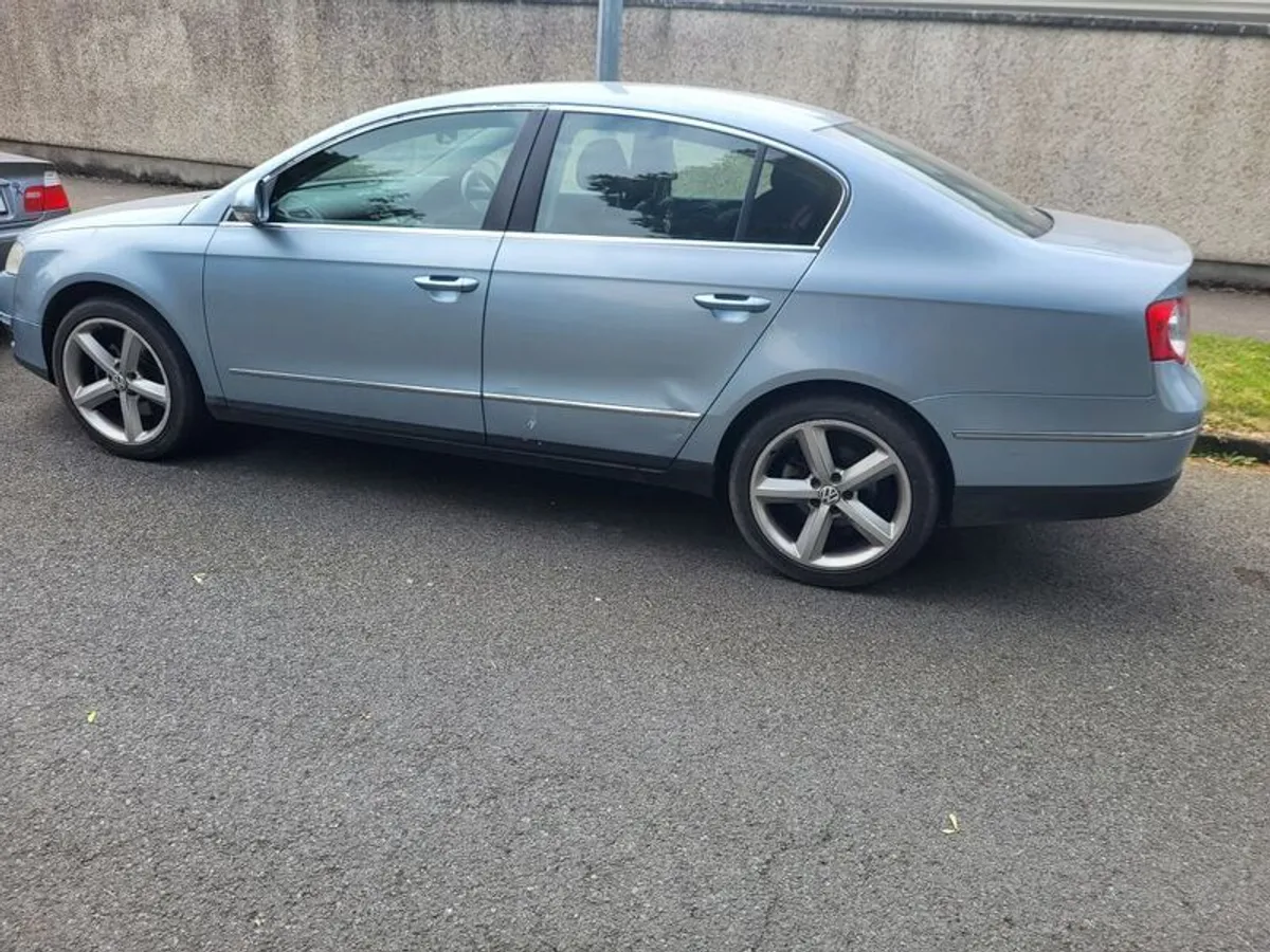 2008 Volkswagen Passat - Image 3