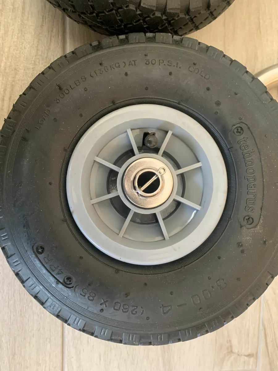 launching wheels stainless steel - Image 3